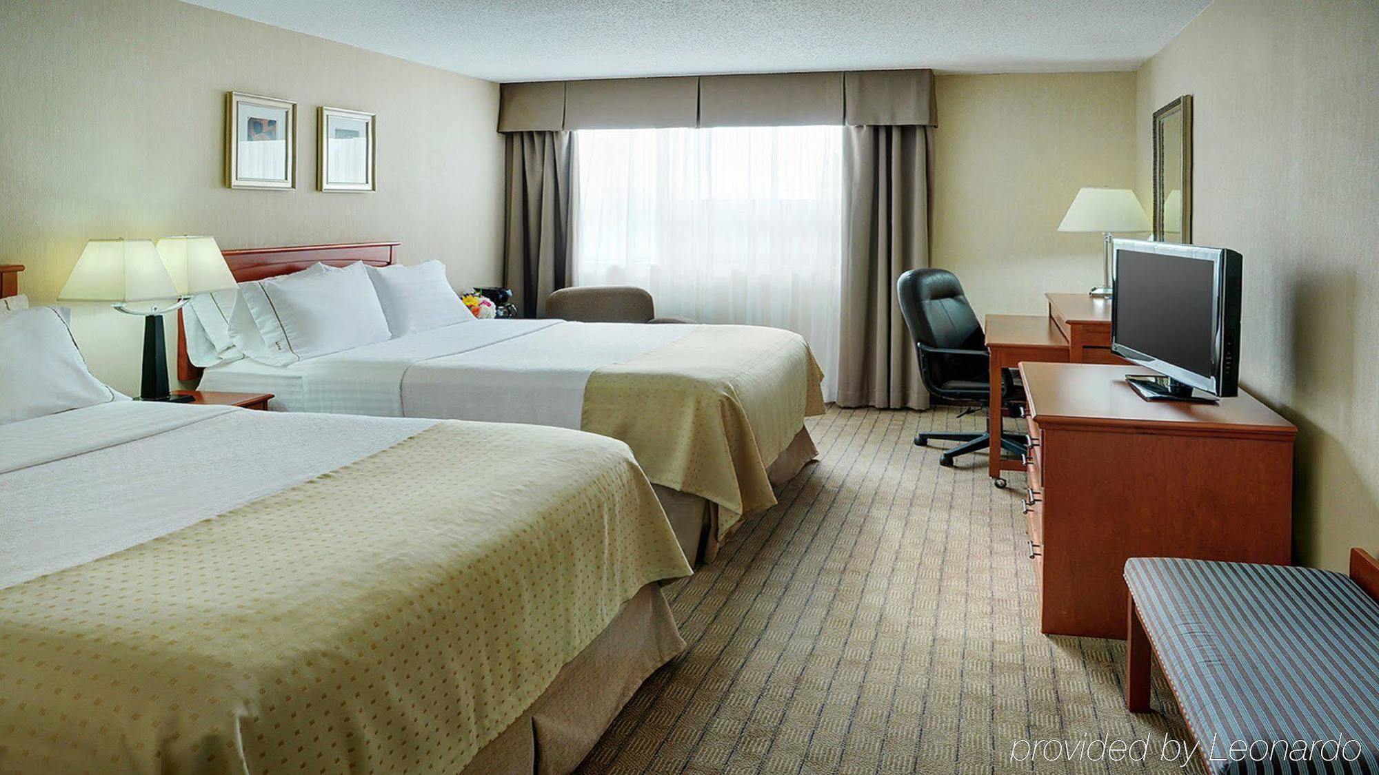 Holiday Inn Guelph Hotel & Conference Centre, An Ihg Hotel Экстерьер фото