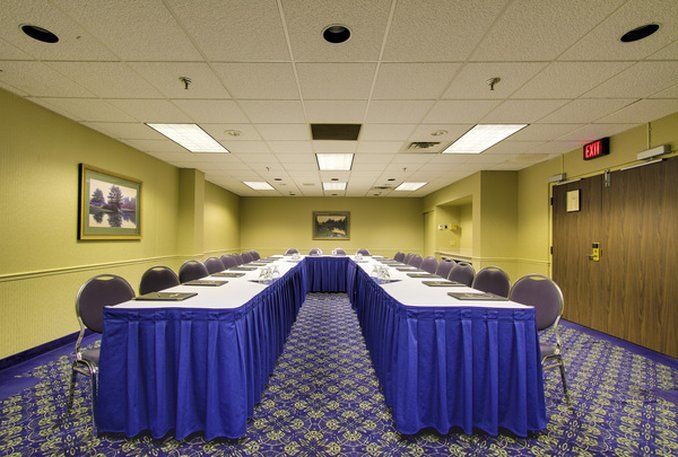 Holiday Inn Guelph Hotel & Conference Centre, An Ihg Hotel Бизнес фото