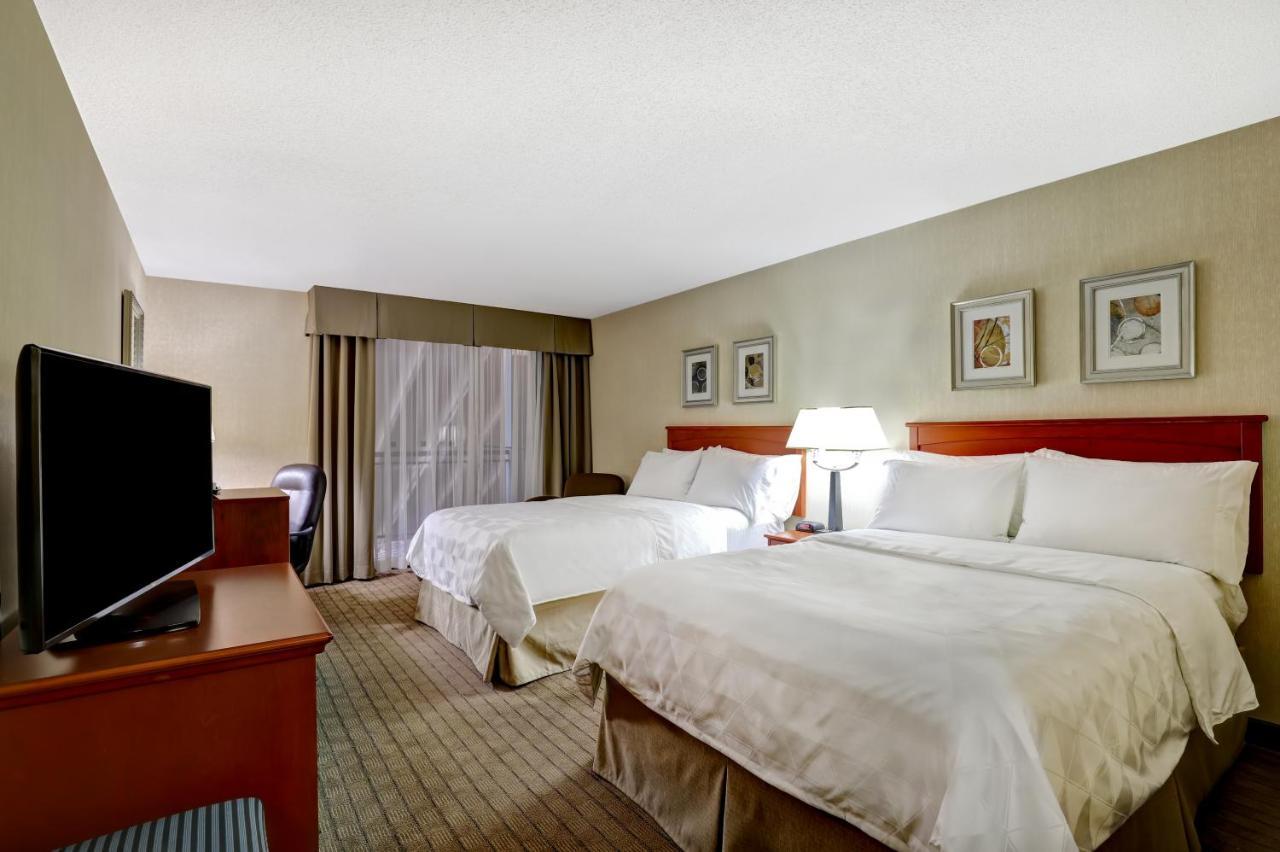 Holiday Inn Guelph Hotel & Conference Centre, An Ihg Hotel Экстерьер фото